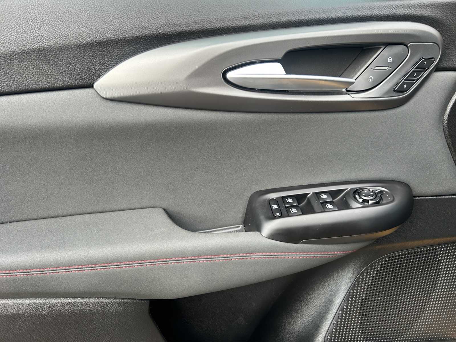 2024 Dodge Hornet R/T - Photo 10