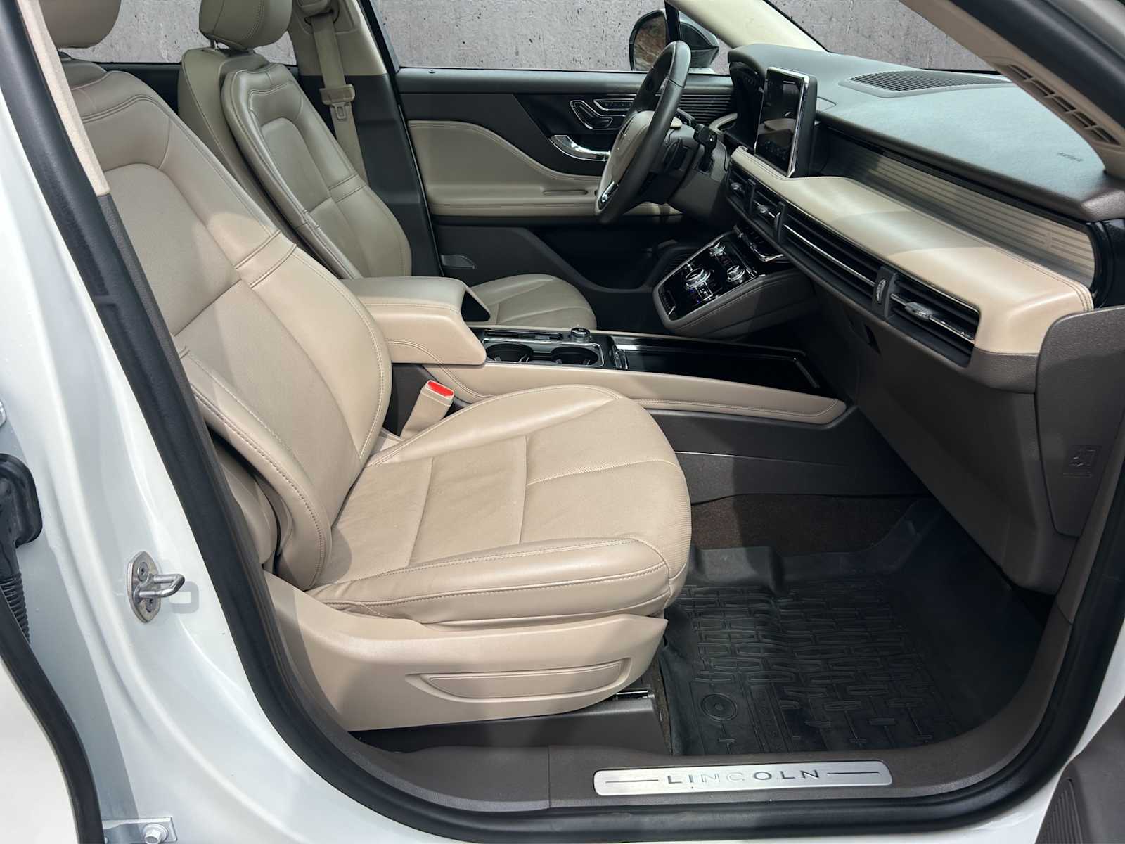 2021 Lincoln Corsair Base - Photo 23