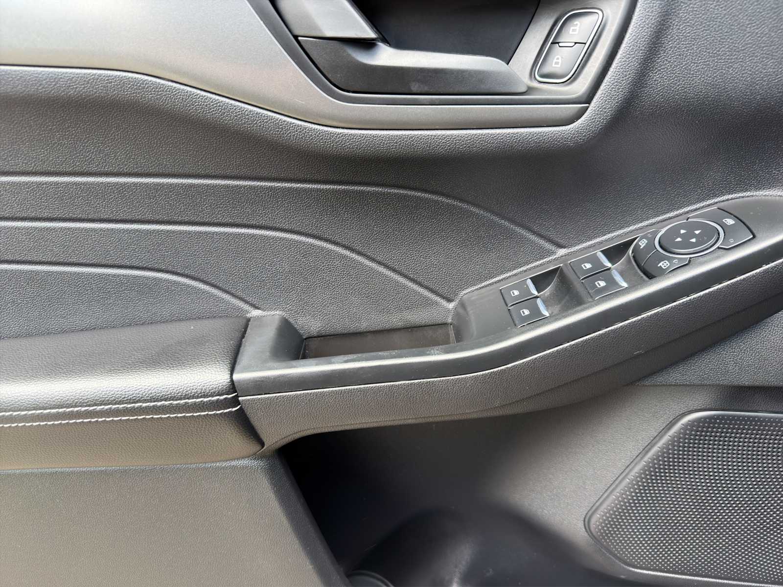 2025 Ford Escape Active - Photo 10