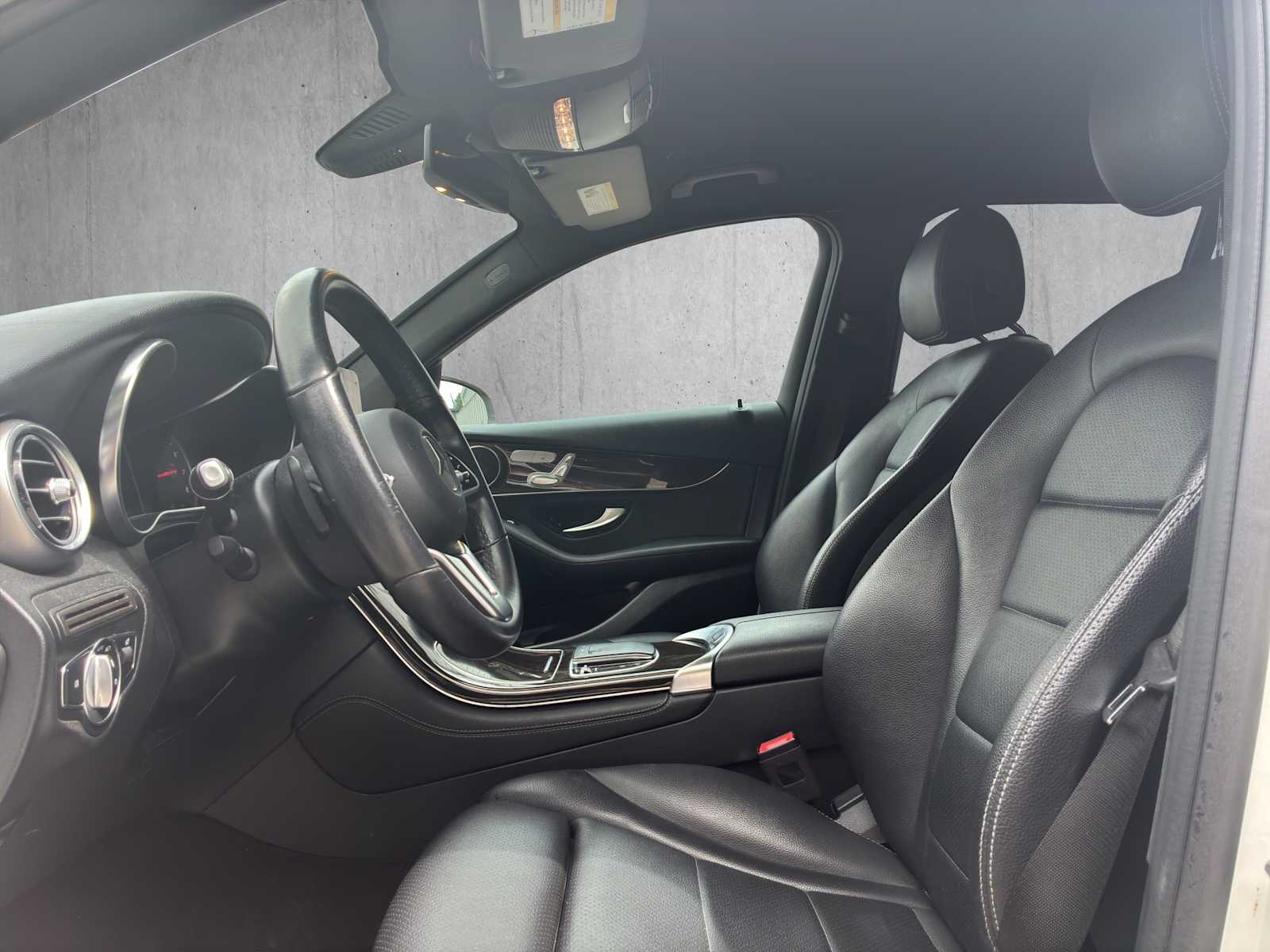 2020 Mercedes-Benz GLC GLC300 - Photo 10