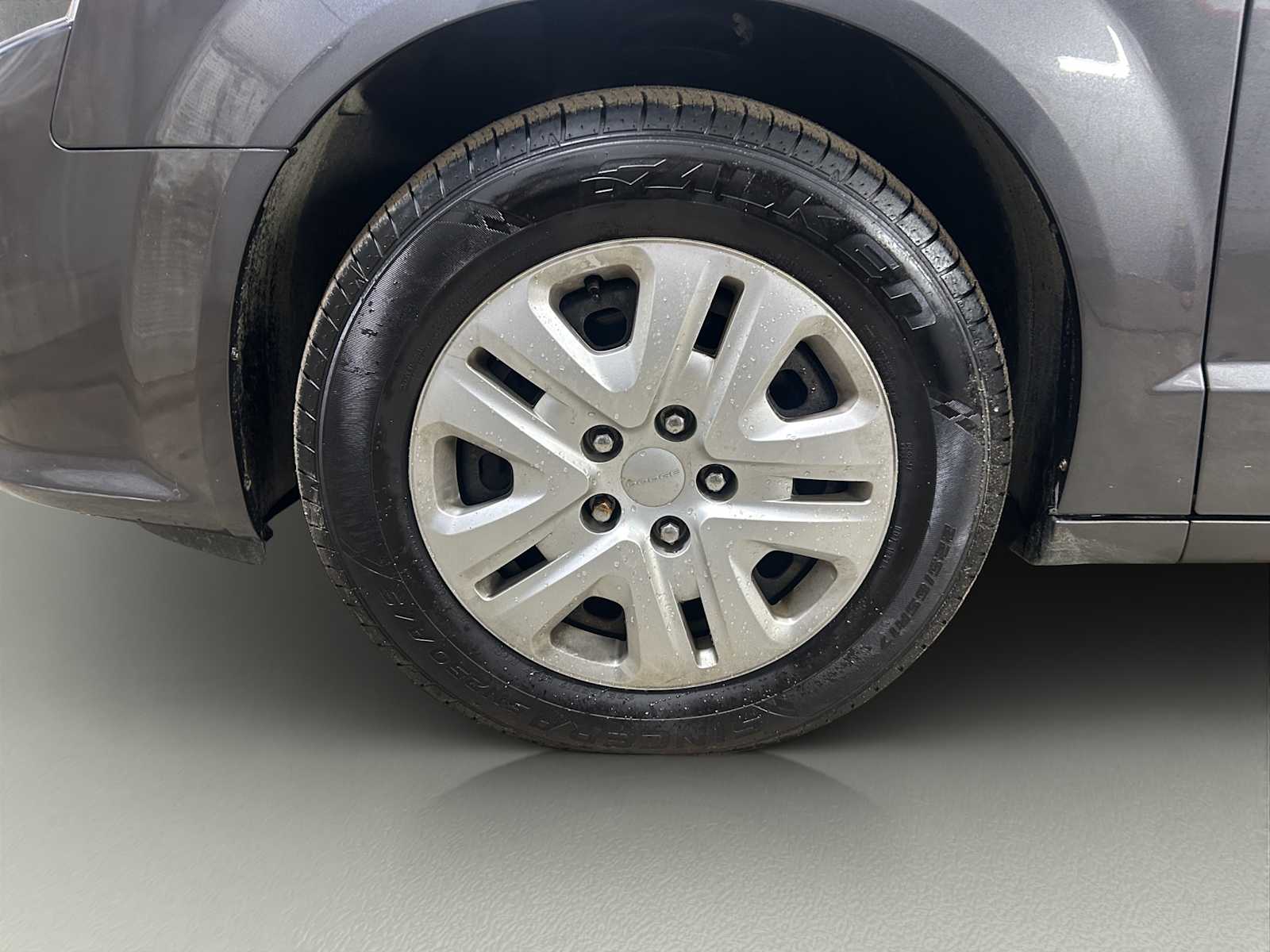 2019 Dodge Grand Caravan SE - Photo 24