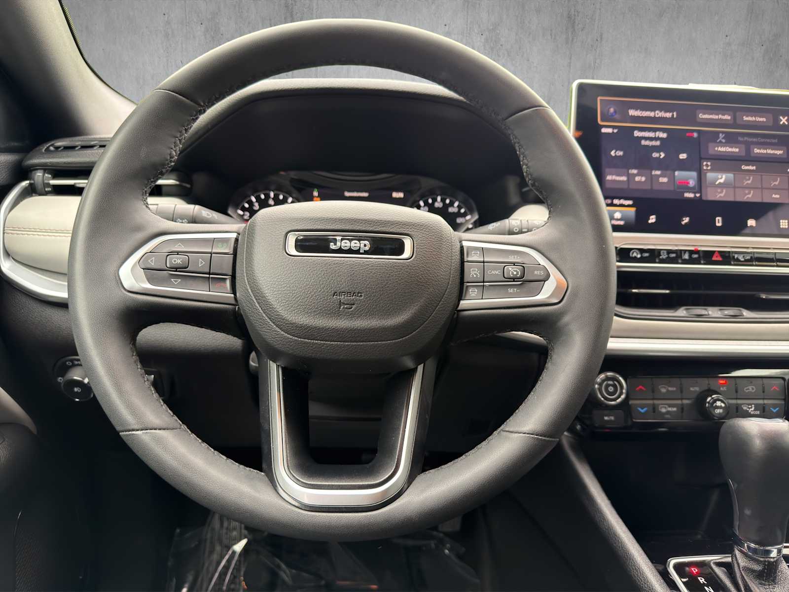 2025 Jeep Compass Limited - Photo 12