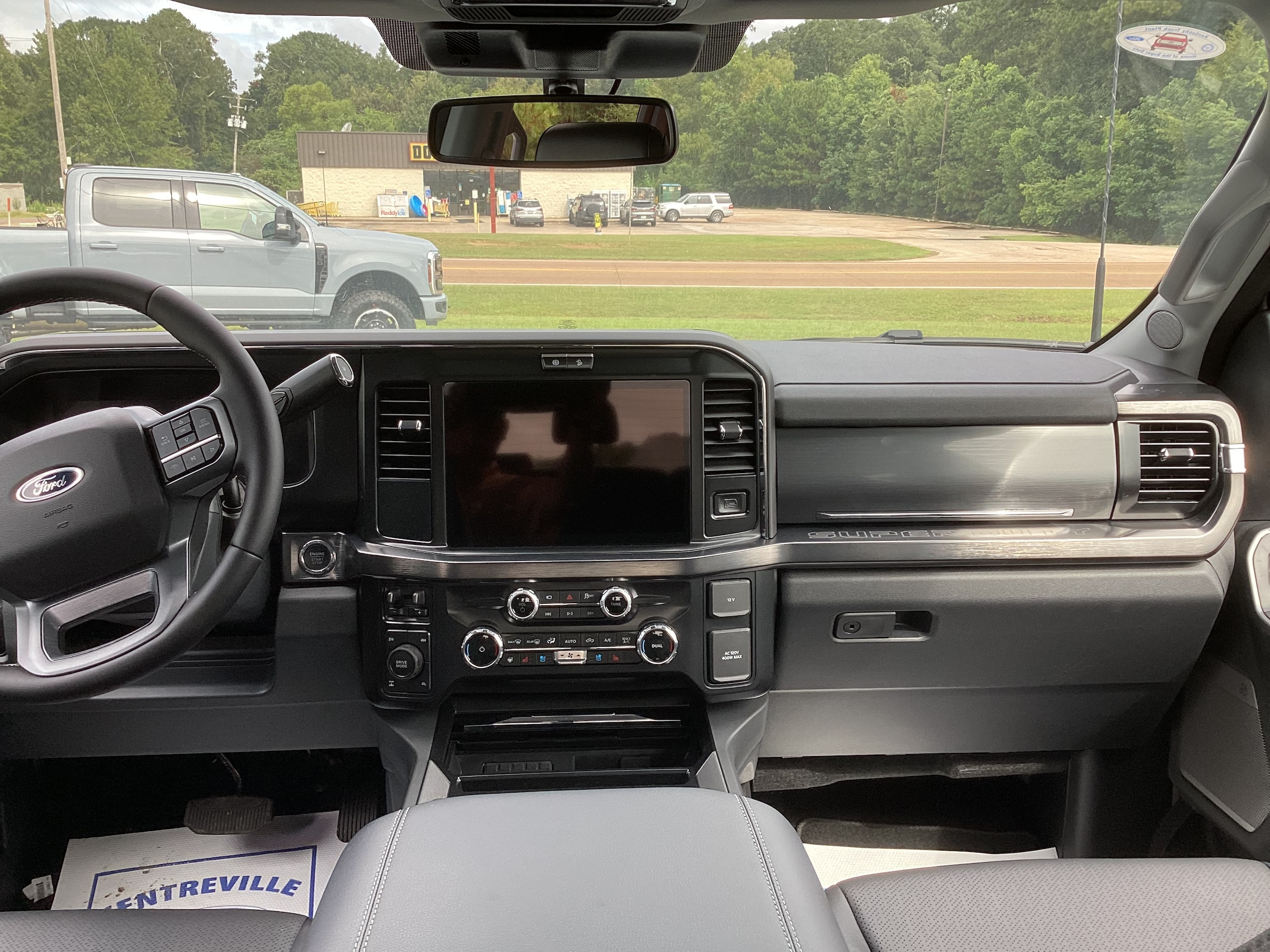 2026 Ford F-250 Super Duty Lariat - Photo 4