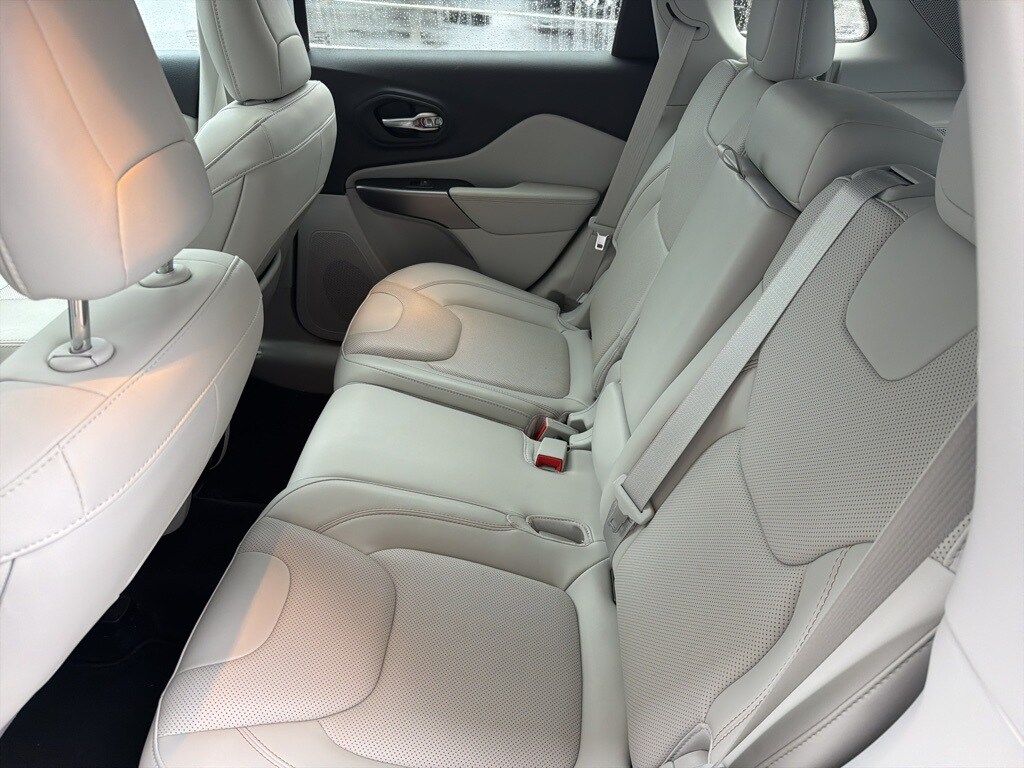 Used 2022 Jeep Cherokee Limited SUV