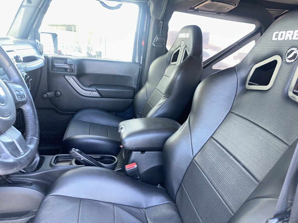 2018 Jeep Wrangler Sport photo 2