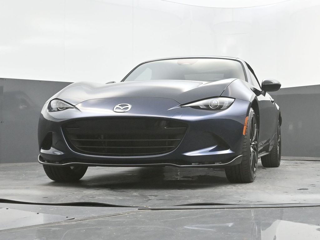 2025 Mazda MX-5 Miata Club - Photo 39