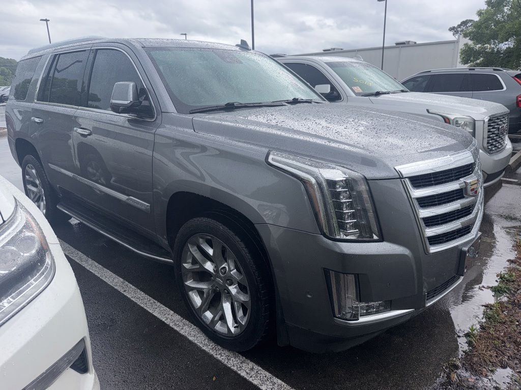 2020 Cadillac Escalade 2WD Luxury's photo
