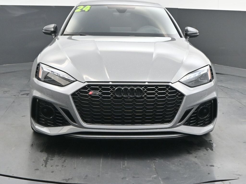 2024 Audi RS 5 photo 2