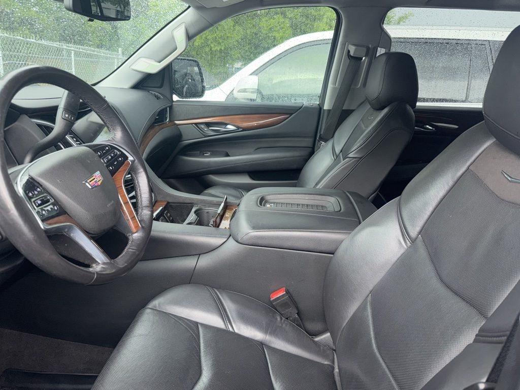 Used 2020 Cadillac Escalade Luxury SUV