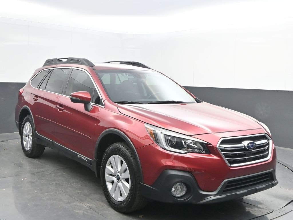 2018 Subaru Outback Premium's photo