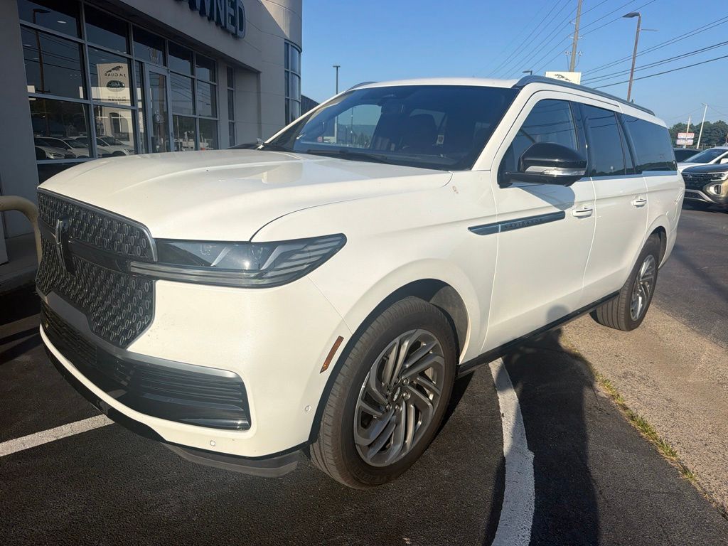 2025 Lincoln Navigator Reserve L 4WD's photo