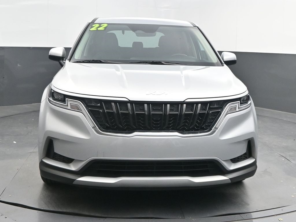 Used 2022 Kia Carnival LXS Minivan/Van