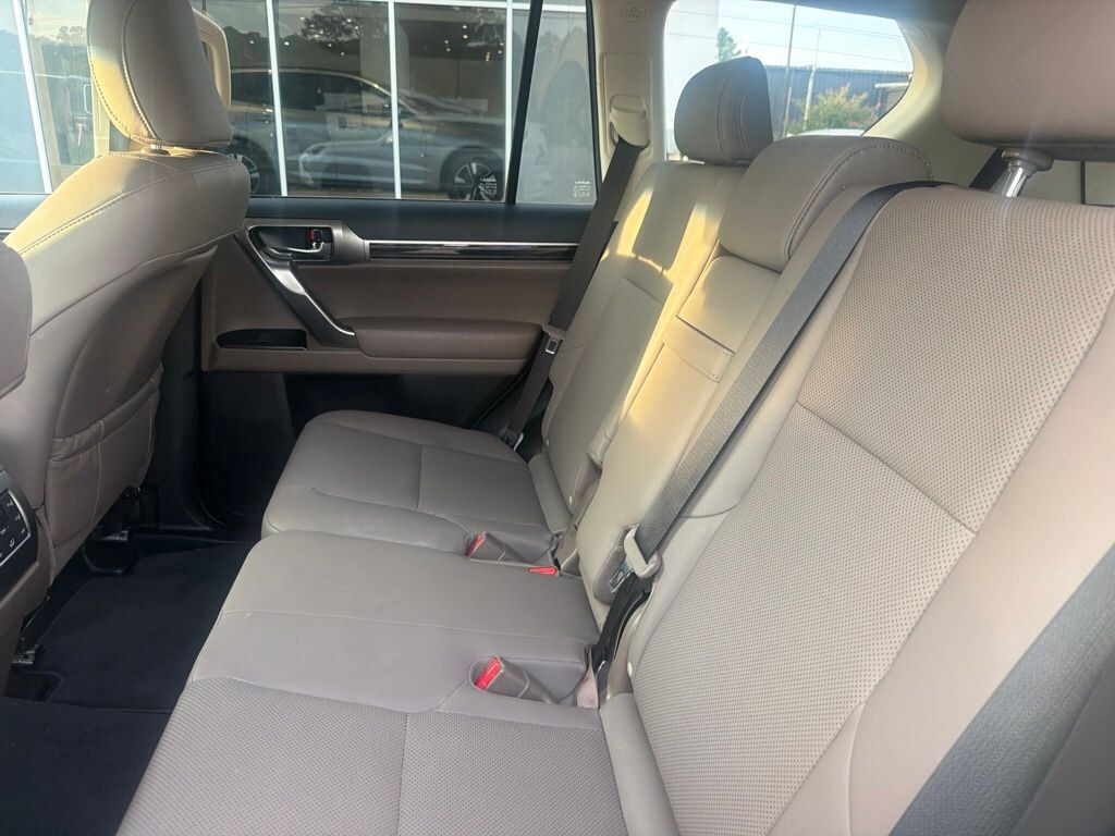 Used 2023 Lexus GX 460 SUV