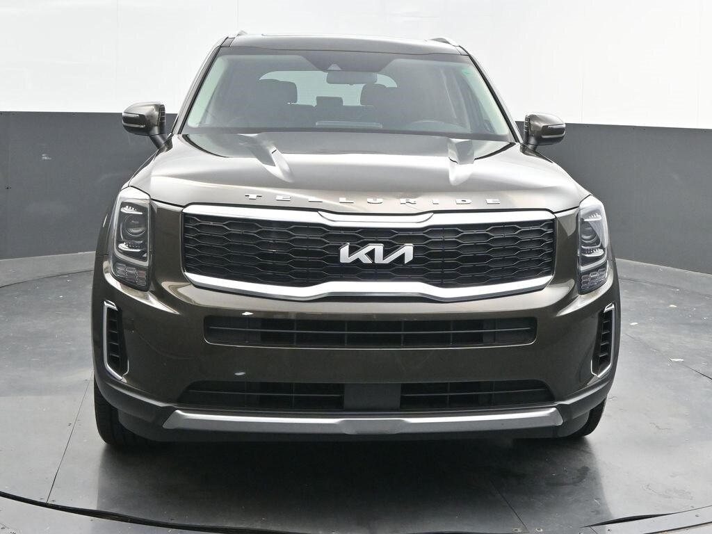 2022 Kia Telluride S photo 2