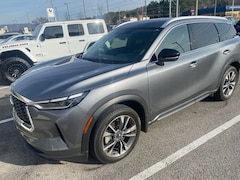 2023 INFINITI QX60 Luxe SUV