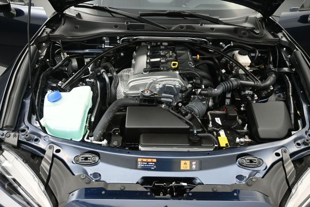 2025 Mazda MX-5 Miata Club - Photo 22
