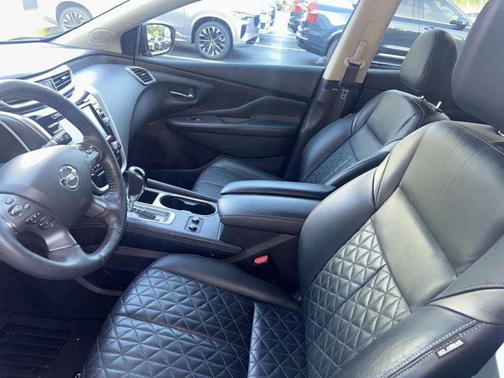 2022 Nissan Murano Platinum photo 2