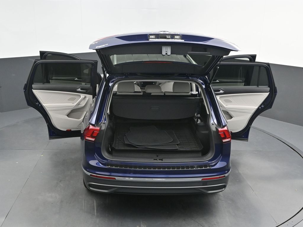 2023 Volkswagen Tiguan SE - Photo 52