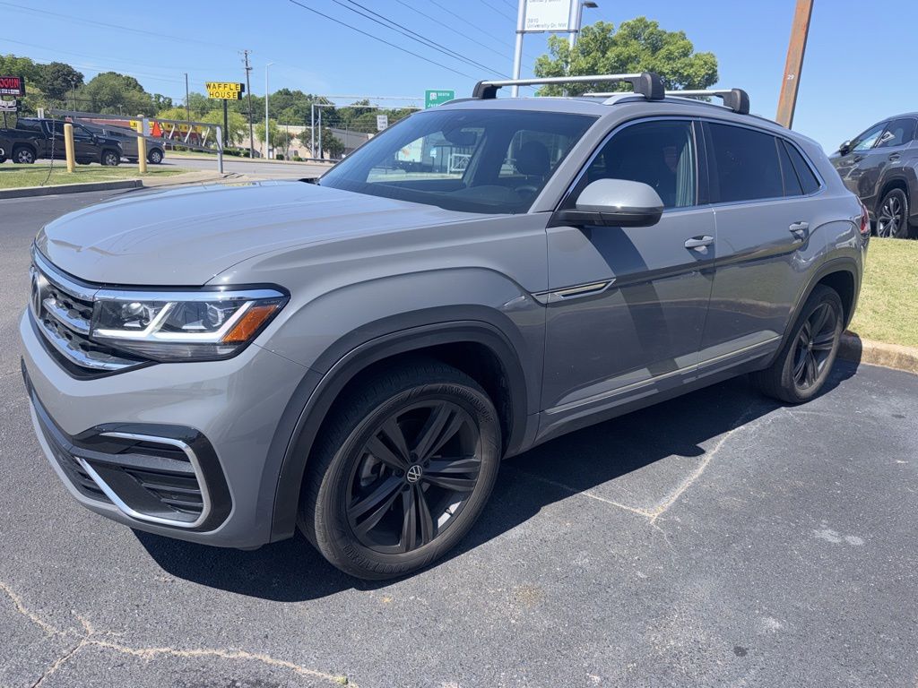 2022 Volkswagen Atlas Cross Sport 3.6L V6 SEL R-Line 4MOTION's photo