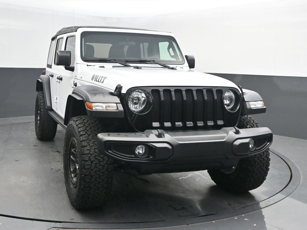 2023 Jeep Wrangler Willys photo 2