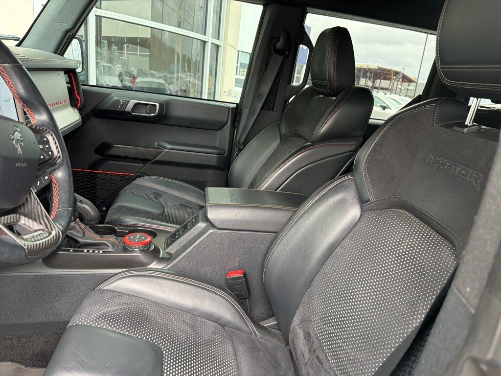 2022 Ford Bronco Raptor photo 2