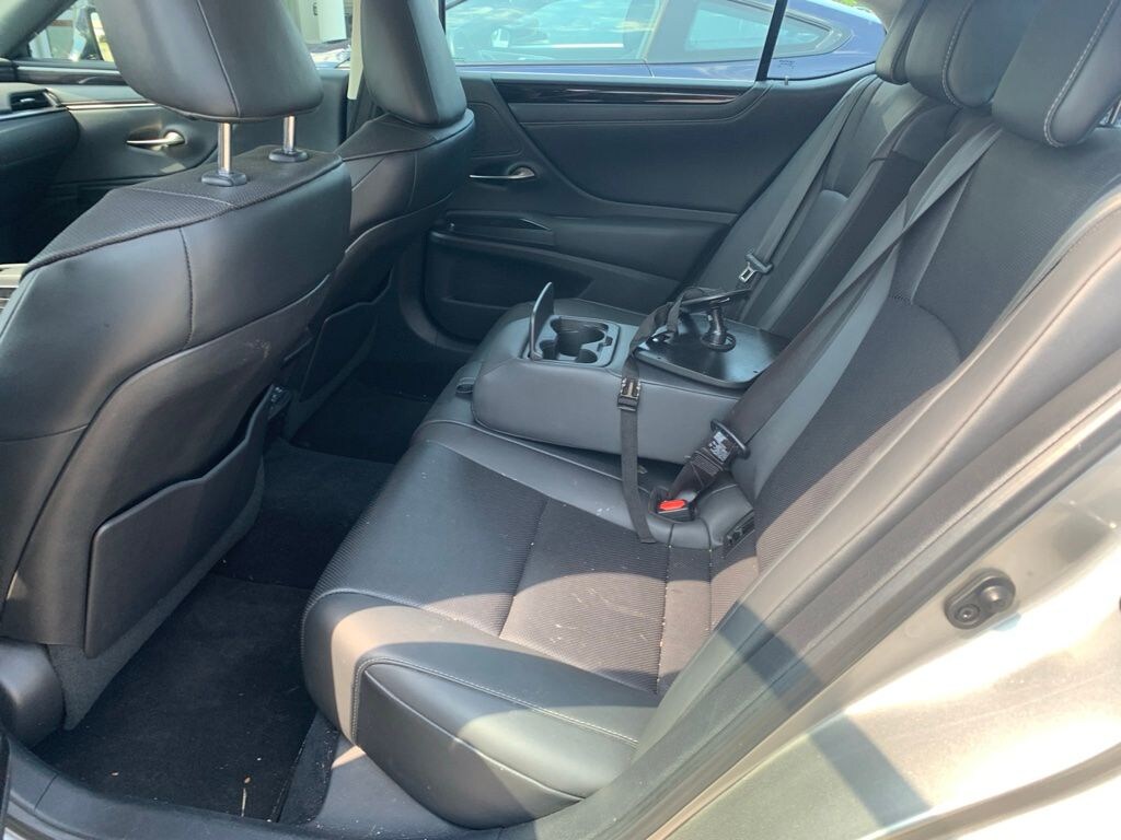Used 2020 Lexus ES 350 Sedan