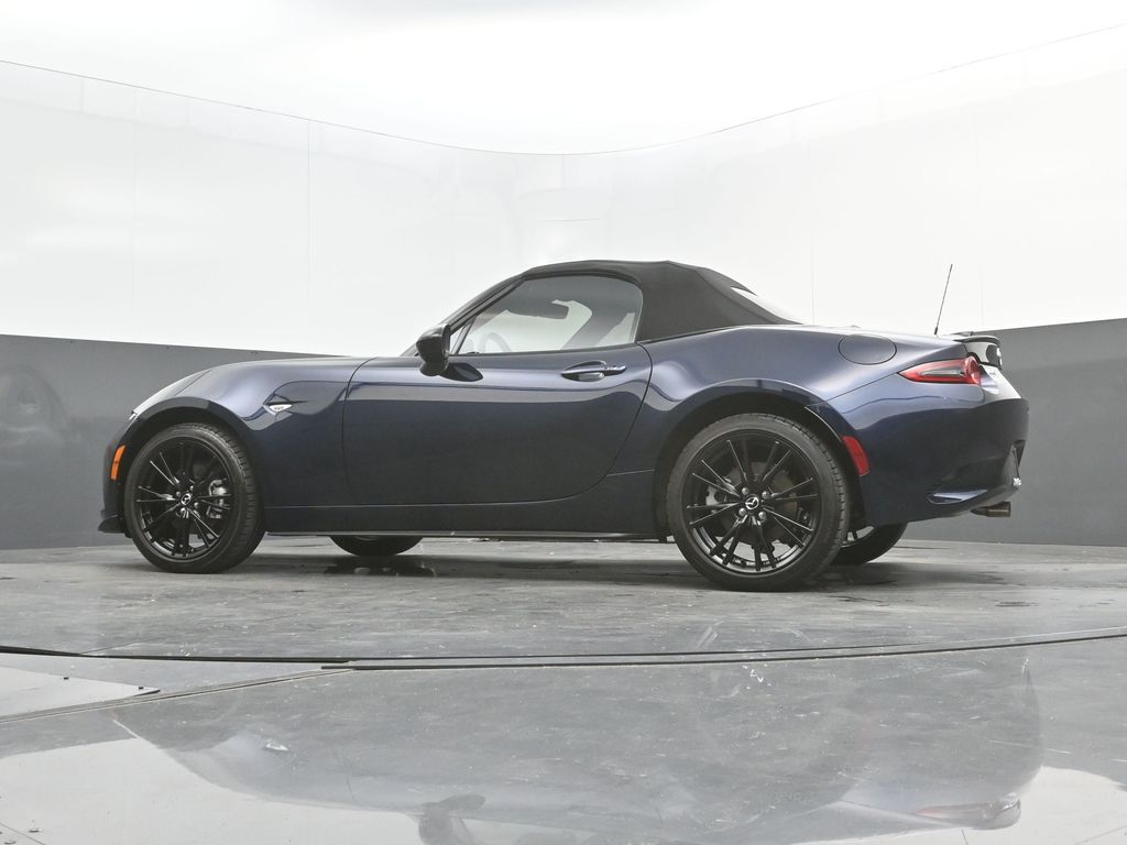 2025 Mazda MX-5 Miata Club - Photo 33