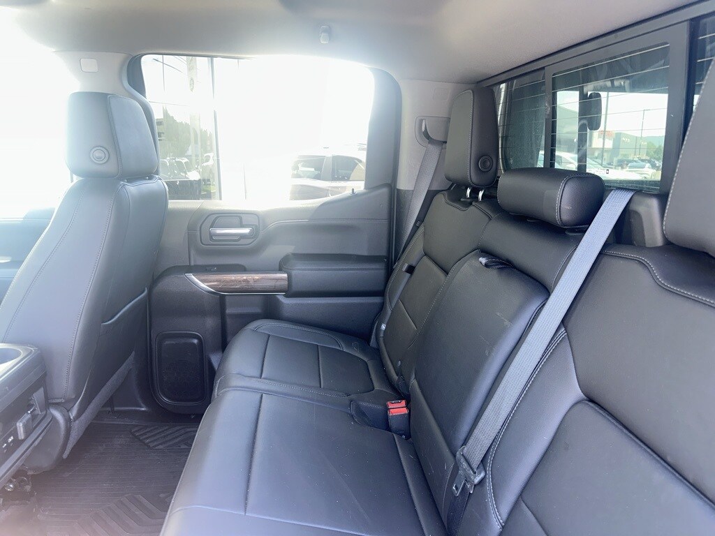 2020 Chevrolet Silverado 1500 RST photo 3
