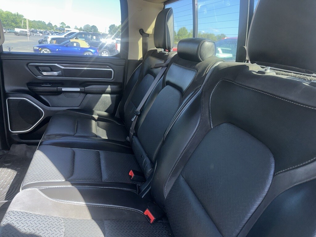 2020 Ram 1500 Laramie photo 3