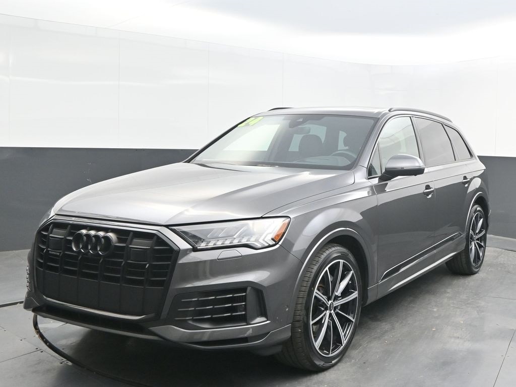 Used 2024 Audi Q7 55 Prestige SUV