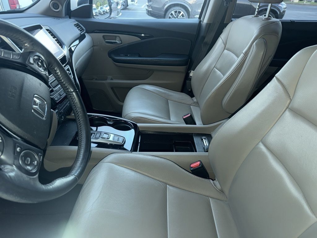 Used 2017 Honda Pilot Touring SUV