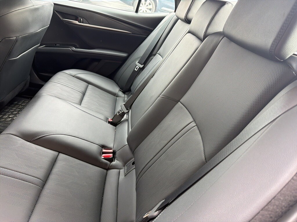 2025 Toyota Camry XSE photo 3