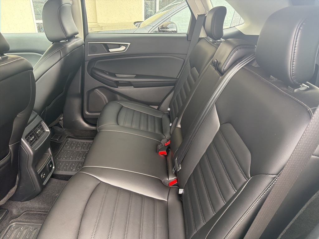 Used 2021 Ford Edge SEL SUV