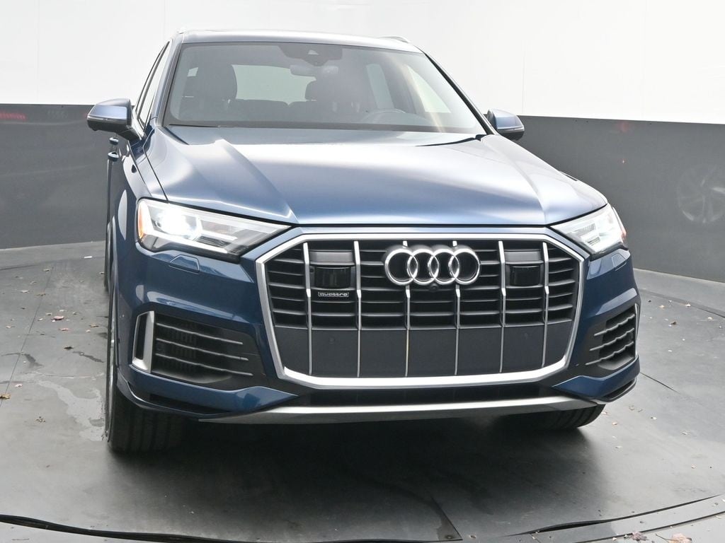 2020 Audi Q7 55 Premium Plus photo 2