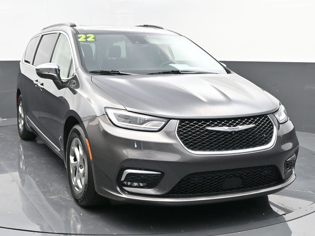 Used 2022 Chrysler Pacifica Limited with VIN 2C4RC1GG1NR175670 for sale in Huntsville, AL