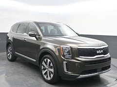 2022 Kia Telluride S SUV