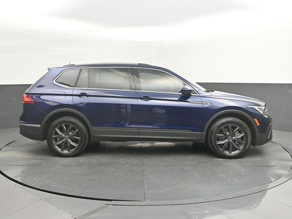 2023 Volkswagen Tiguan SE - Photo 8