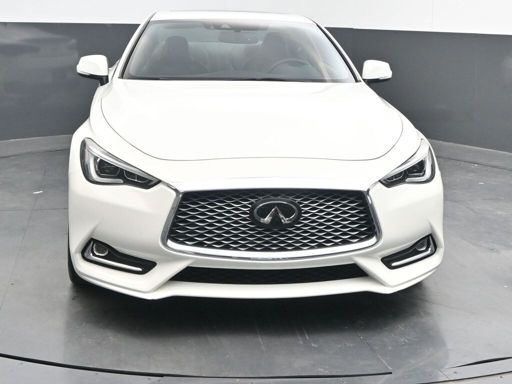 2019 Infiniti Q60 3.0t Luxe Coupe photo 2