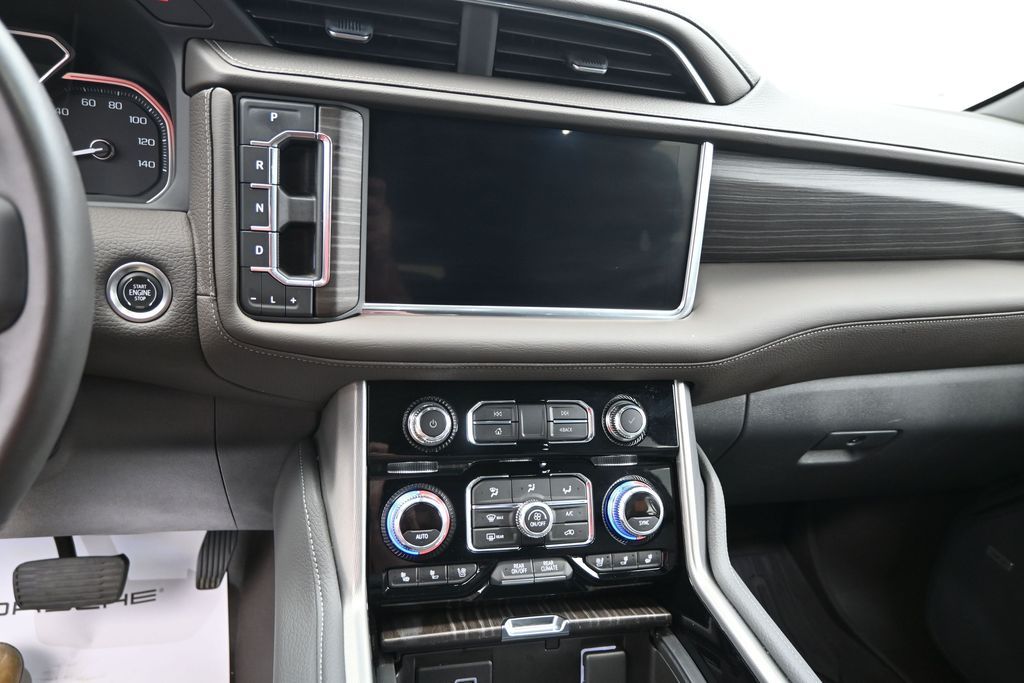 2021 GMC Yukon Denali - Photo 14