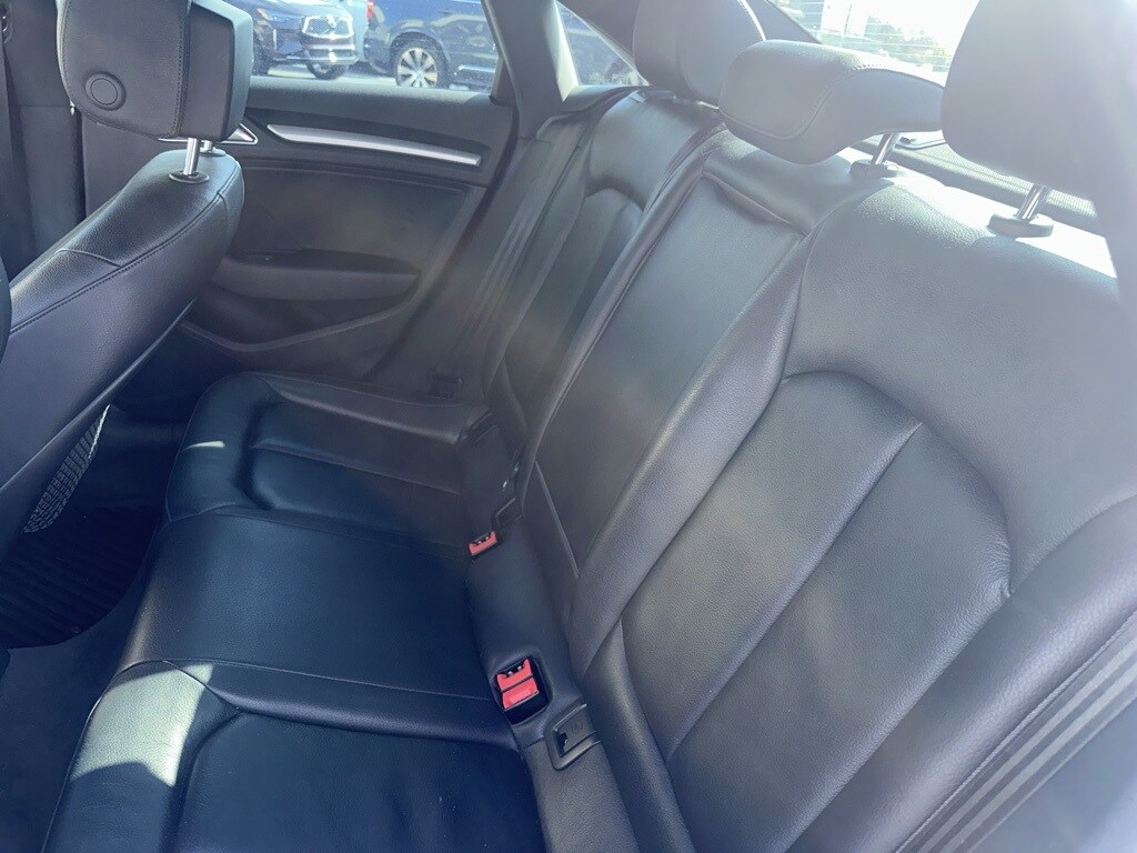 2019 Audi A3 2.0T Premium photo 3