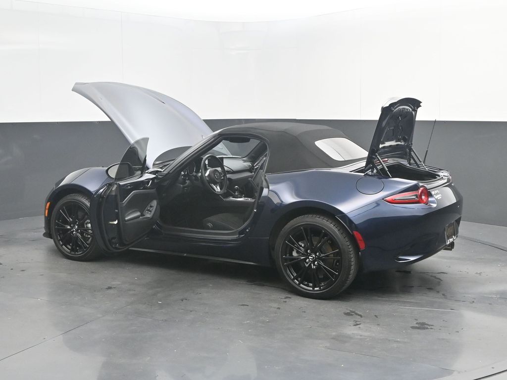 2025 Mazda MX-5 Miata Club - Photo 41