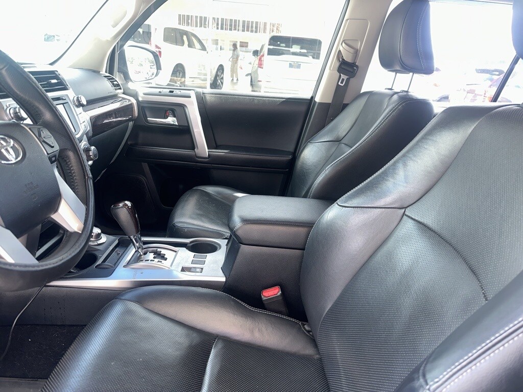 2018 Toyota 4Runner Limited photo 2