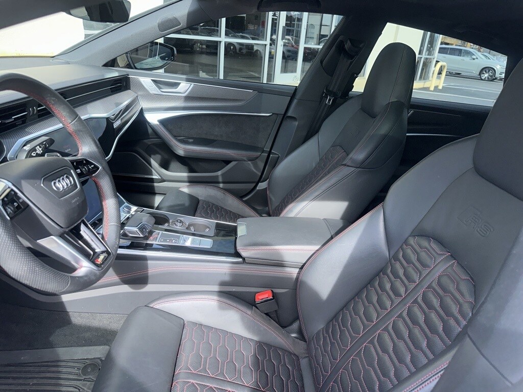 2021 Audi RS 7 photo 2