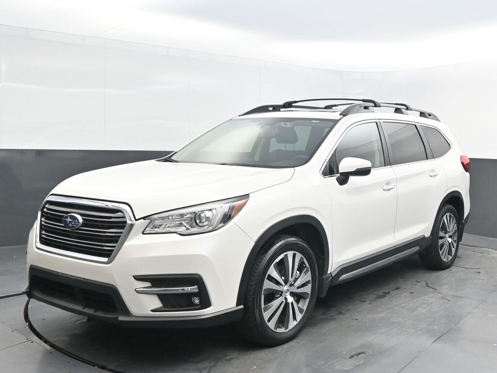 2019 Subaru Ascent Limited photo 3