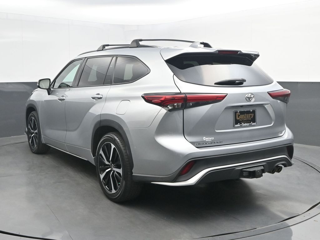 Used 2021 Toyota Highlander XSE SUV