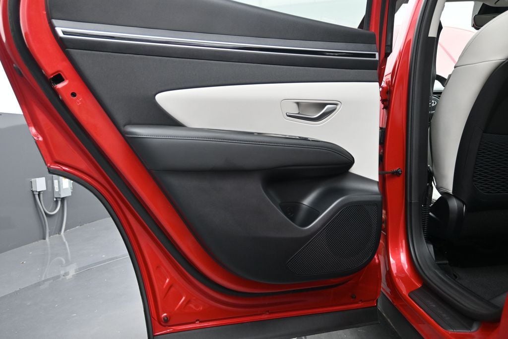 2022 Hyundai Tucson Limited - Photo 14