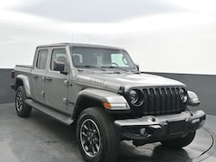 2023 Jeep Gladiator Willys Truck