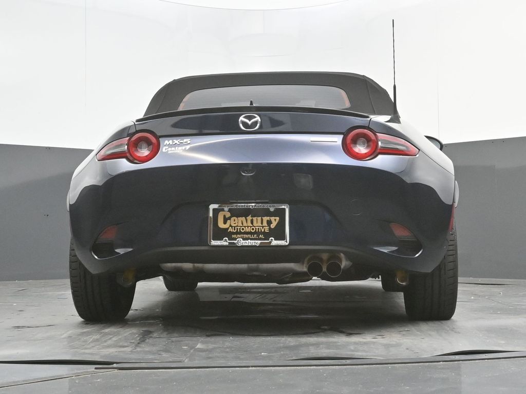 2025 Mazda MX-5 Miata Club - Photo 35