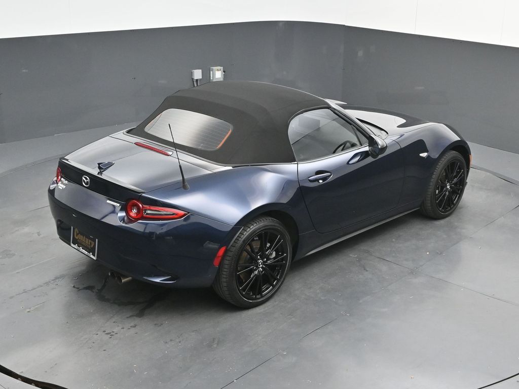 2025 Mazda MX-5 Miata Club - Photo 28