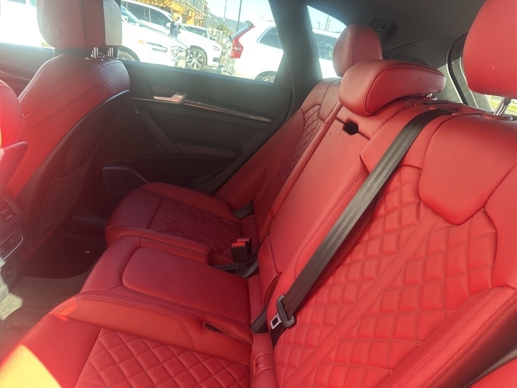 2023 Audi SQ5 Prestige photo 3